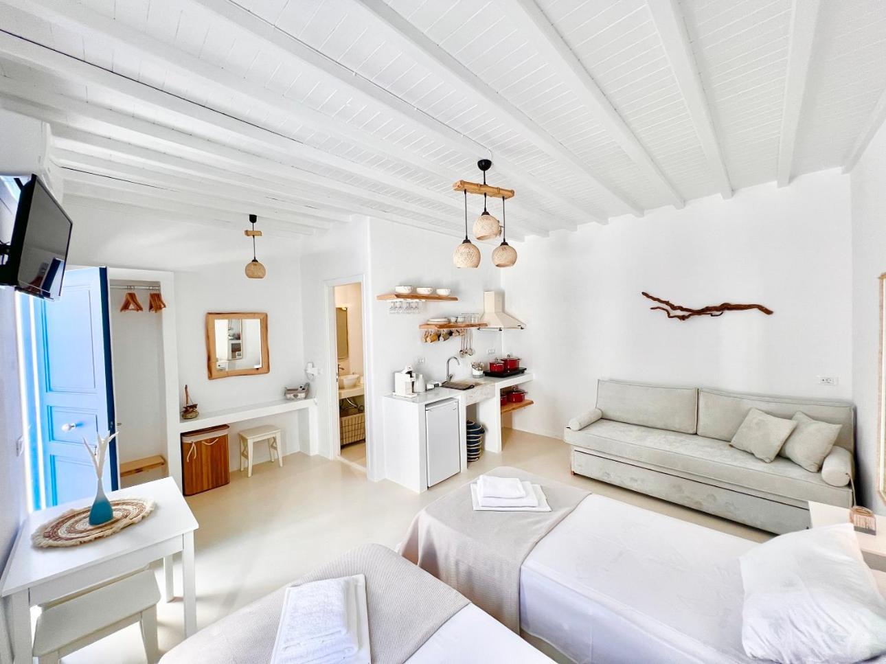 Provis Rentals Suite Next To The Mills In Mykonos Town エクステリア 写真