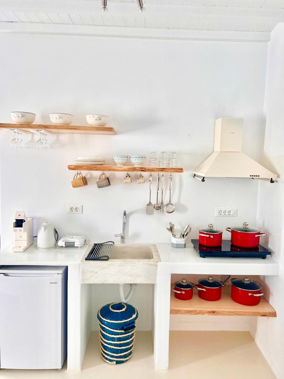 Provis Rentals Suite Next To The Mills In Mykonos Town エクステリア 写真